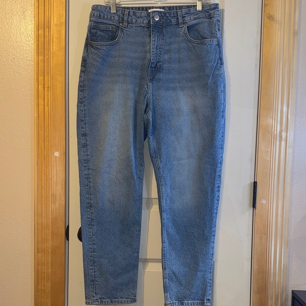 Classic Blue H&M Jeans - Picture 1 of 3